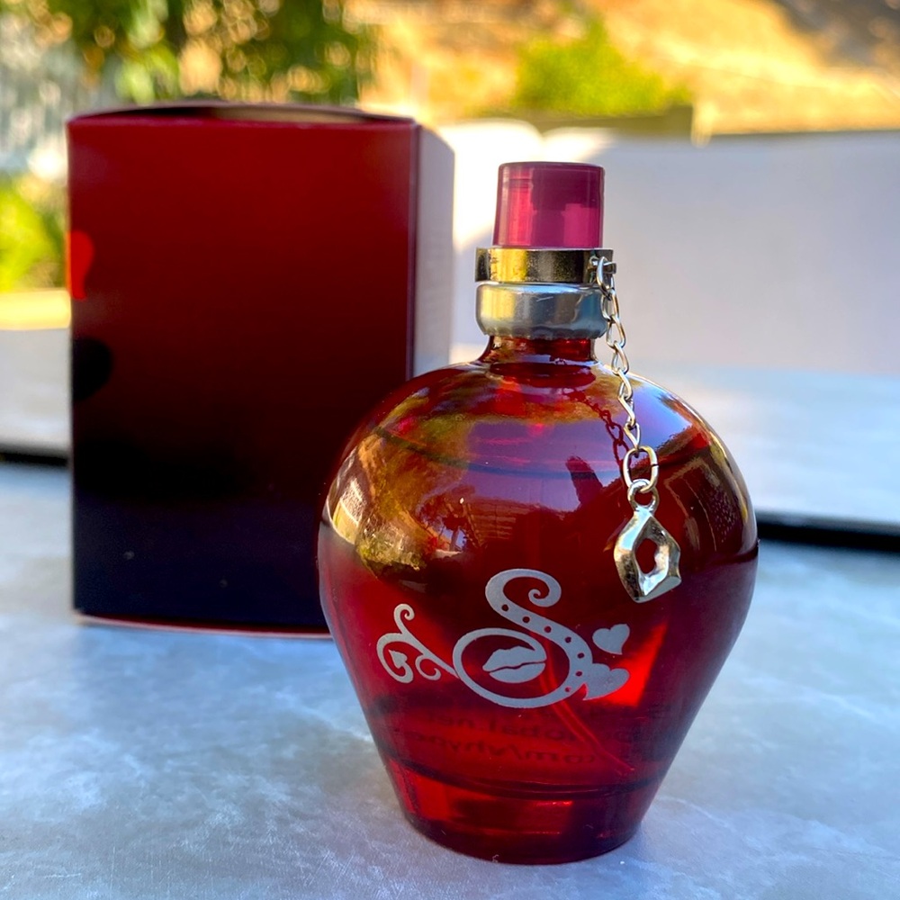 Avon “Secrets to Keep” perfume